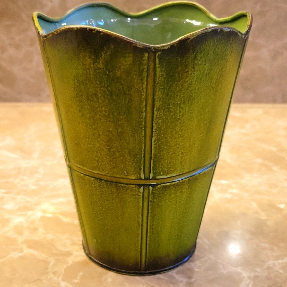 Green Decorative Vase w/ Separate Plastic Liner